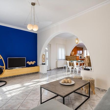 Modern 2 Bed Apartment In Downtown Of Fira Zewnętrze zdjęcie
